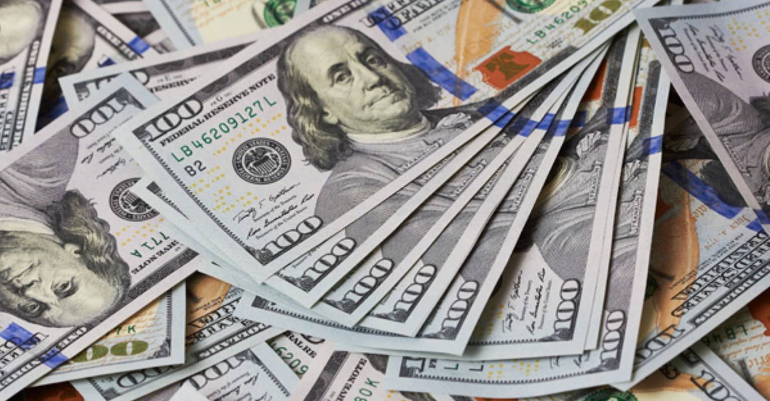 Експерт розповів, чому дорожчає долар