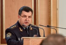 Росія не спроможна воювати проти всього світу – Полторак